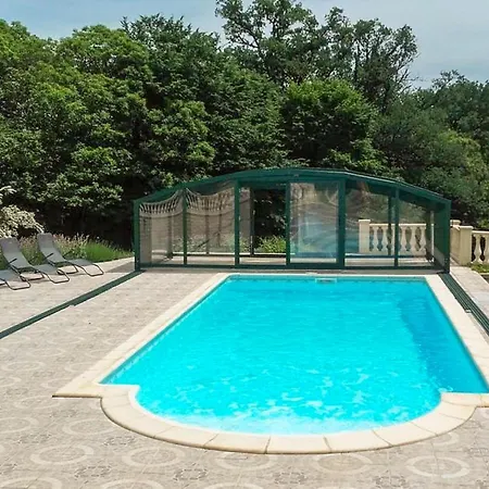 Casa vacanze Ancienne Forge Avec Piscine *